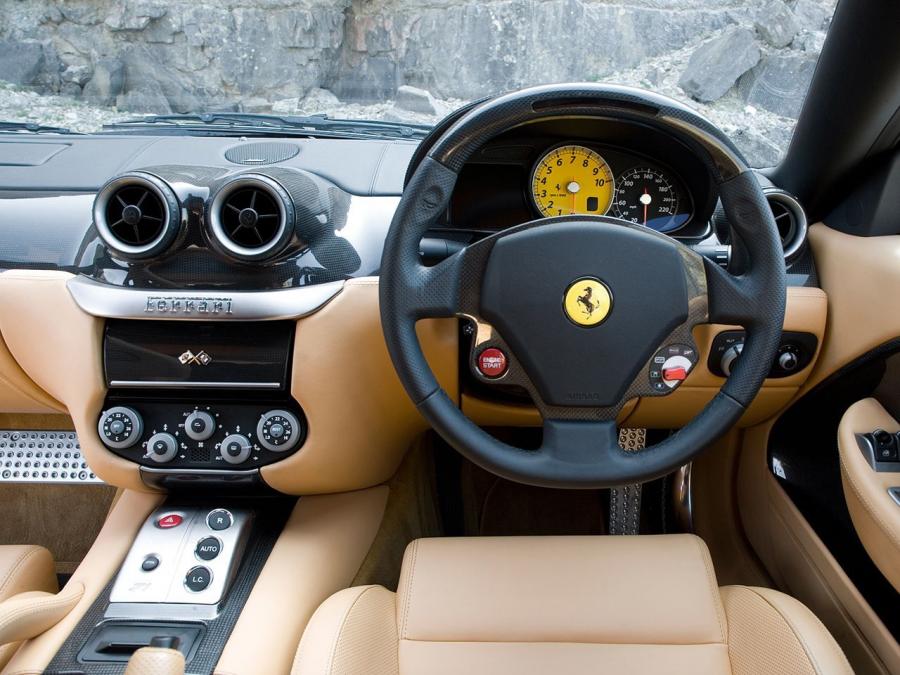  Ferrari 599 GTB Fiorano 2006 года  (UK) (фото 8 из 8)